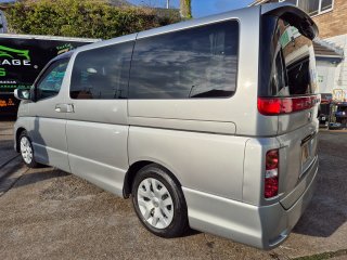 /photos/9454/17d121eb-f650-0ce8-89c7-597bf1b35279_i320x240.jpg