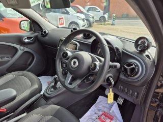 /photos/9454/3a4e129e-52b5-a6b1-738a-e48cf8eb975a_i320x240.jpg